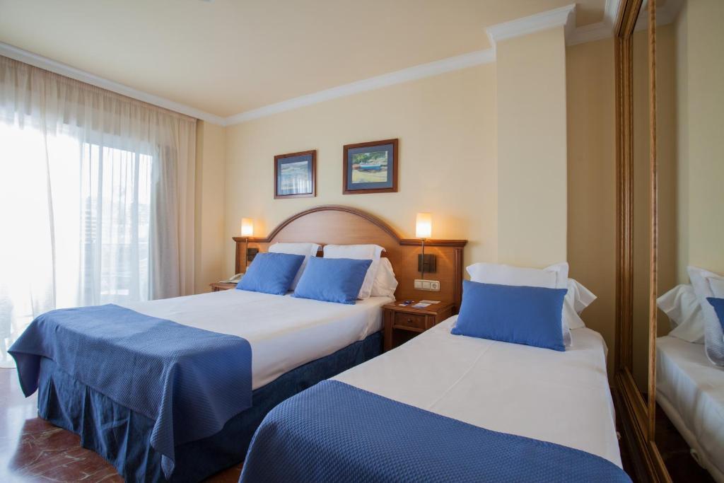 Isabel Hotel 4*